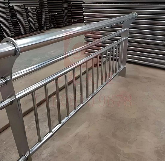 贈(zèng)送安裝-贈(zèng)送運(yùn)輸-不銹鋼景觀護(hù)欄